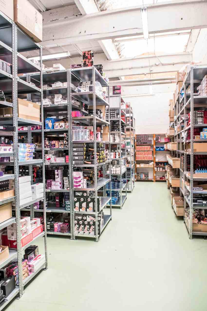 warehouse Lovesexshop